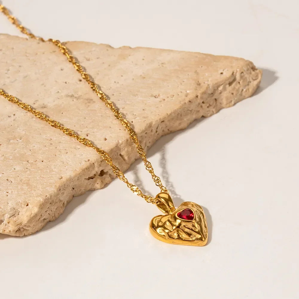 Colombe Gold Heart Necklace