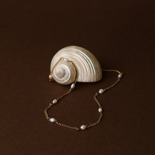 18K Gold Plated Dainty Freshwater Pearl Station Chain Choker