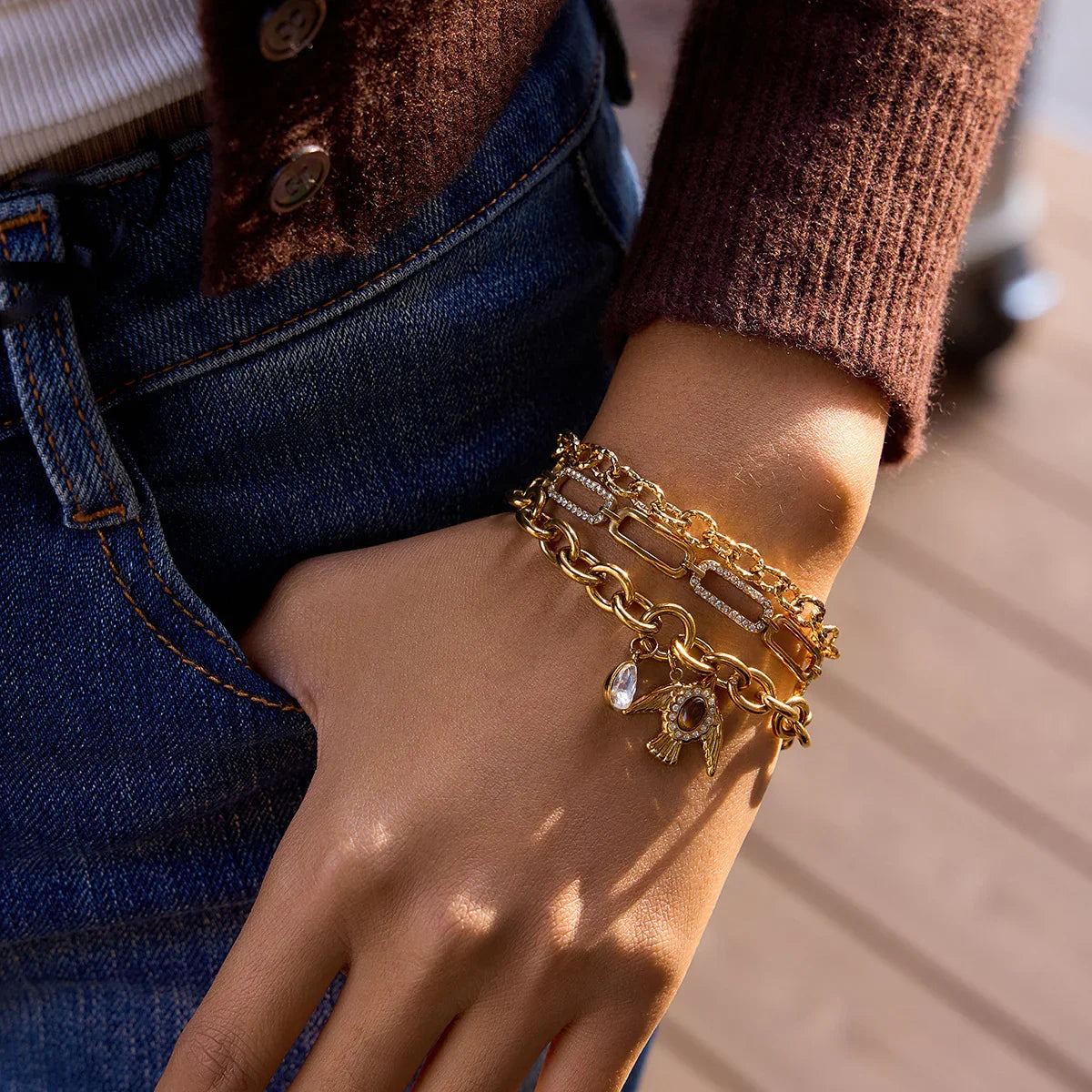 Swallow Pendant & Gold Chain Bracelet Bundle Set