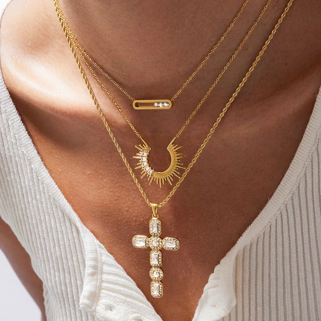 Thea Sculpted Gold Pendant Necklace