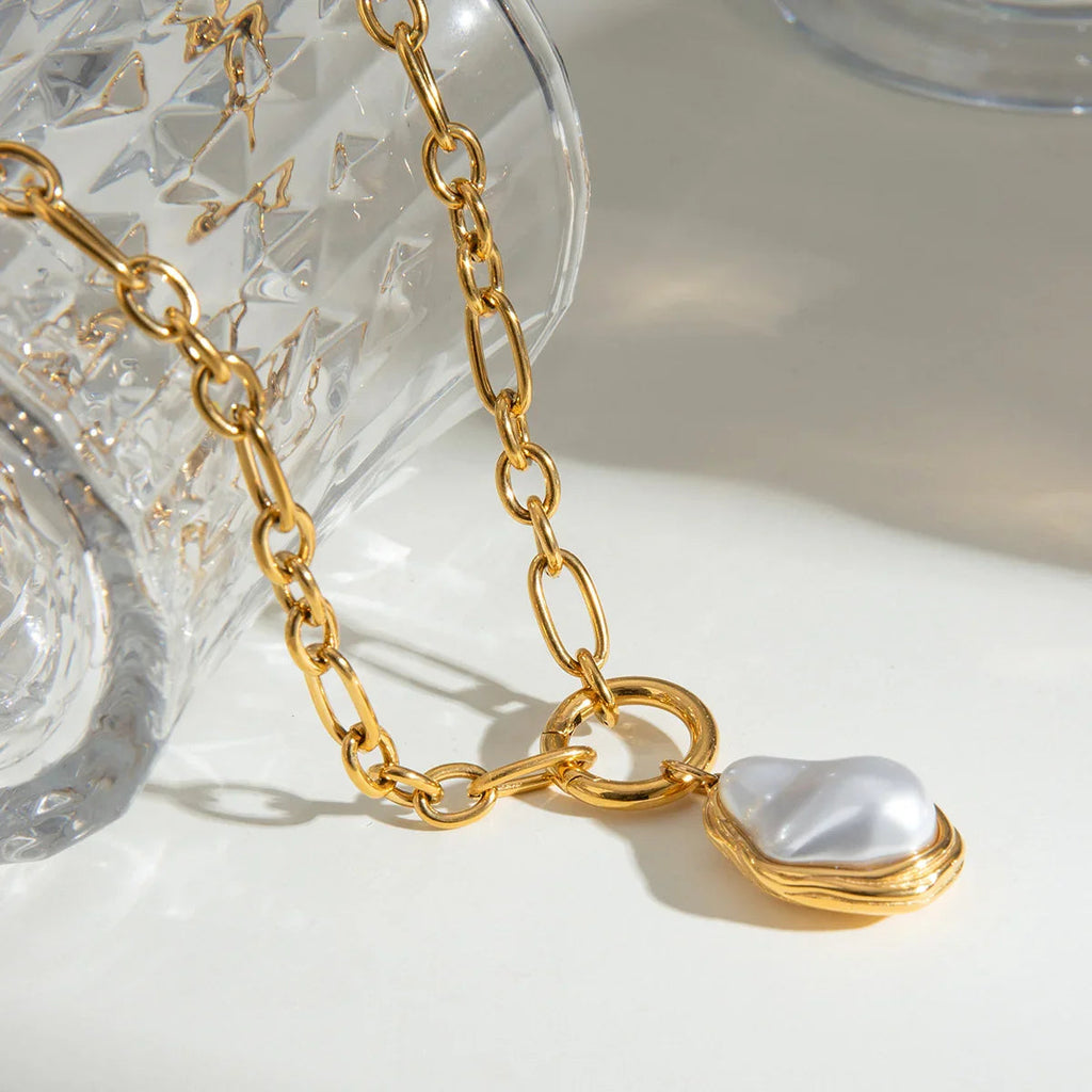 Opaline Mother-of-Pearl Pendant Necklace