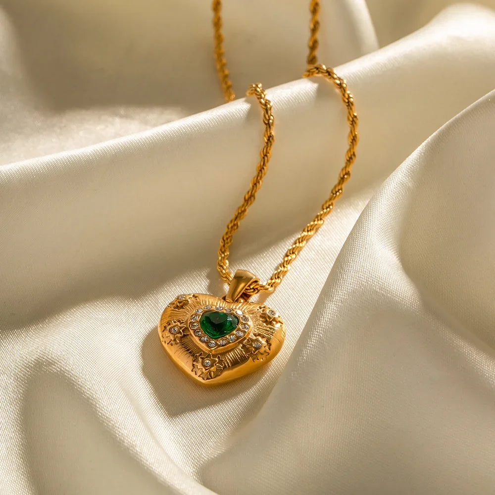 Félicie Gold Heart Necklace