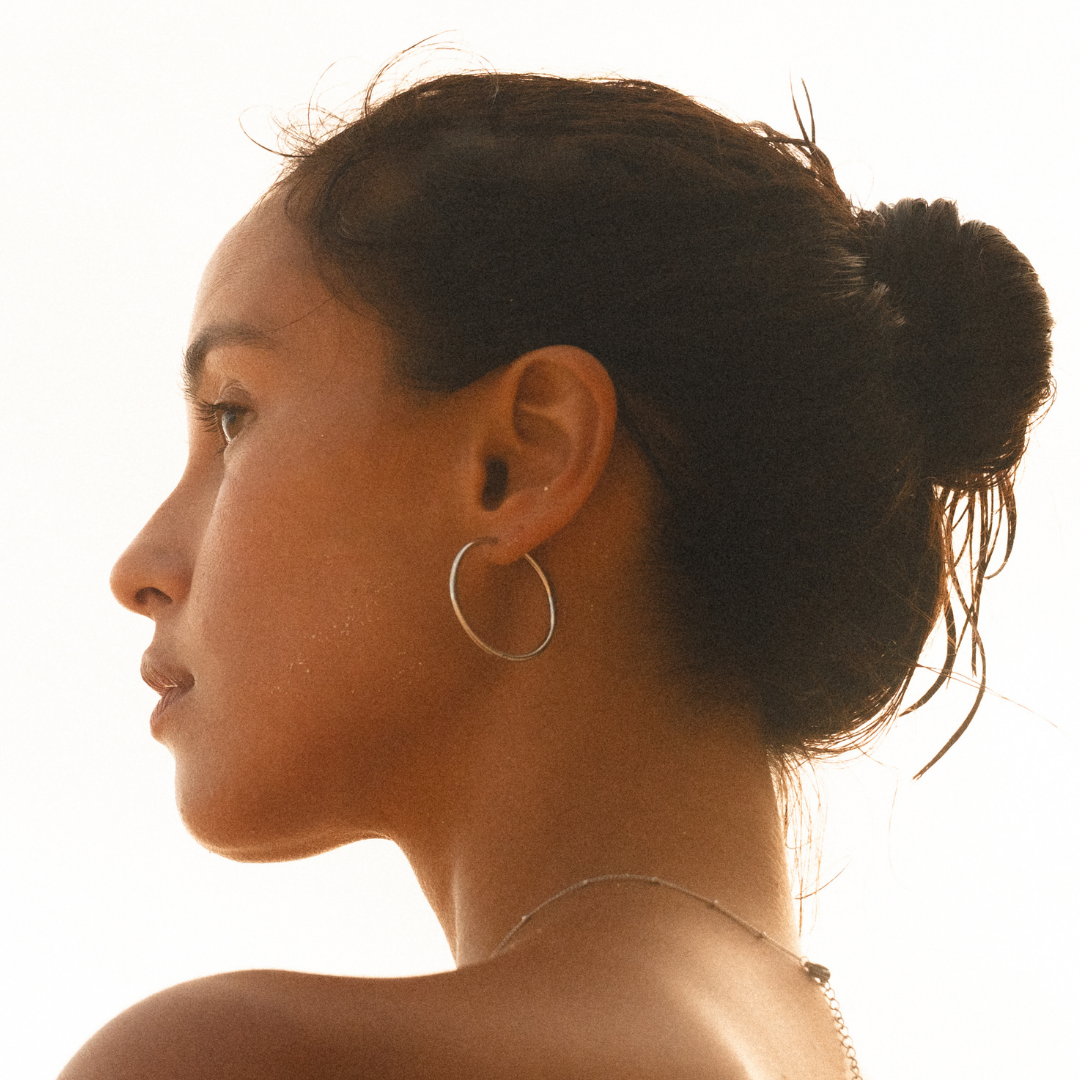 18K Gold Plated Thin Hoop Earrings Lightweight 2 Sizes