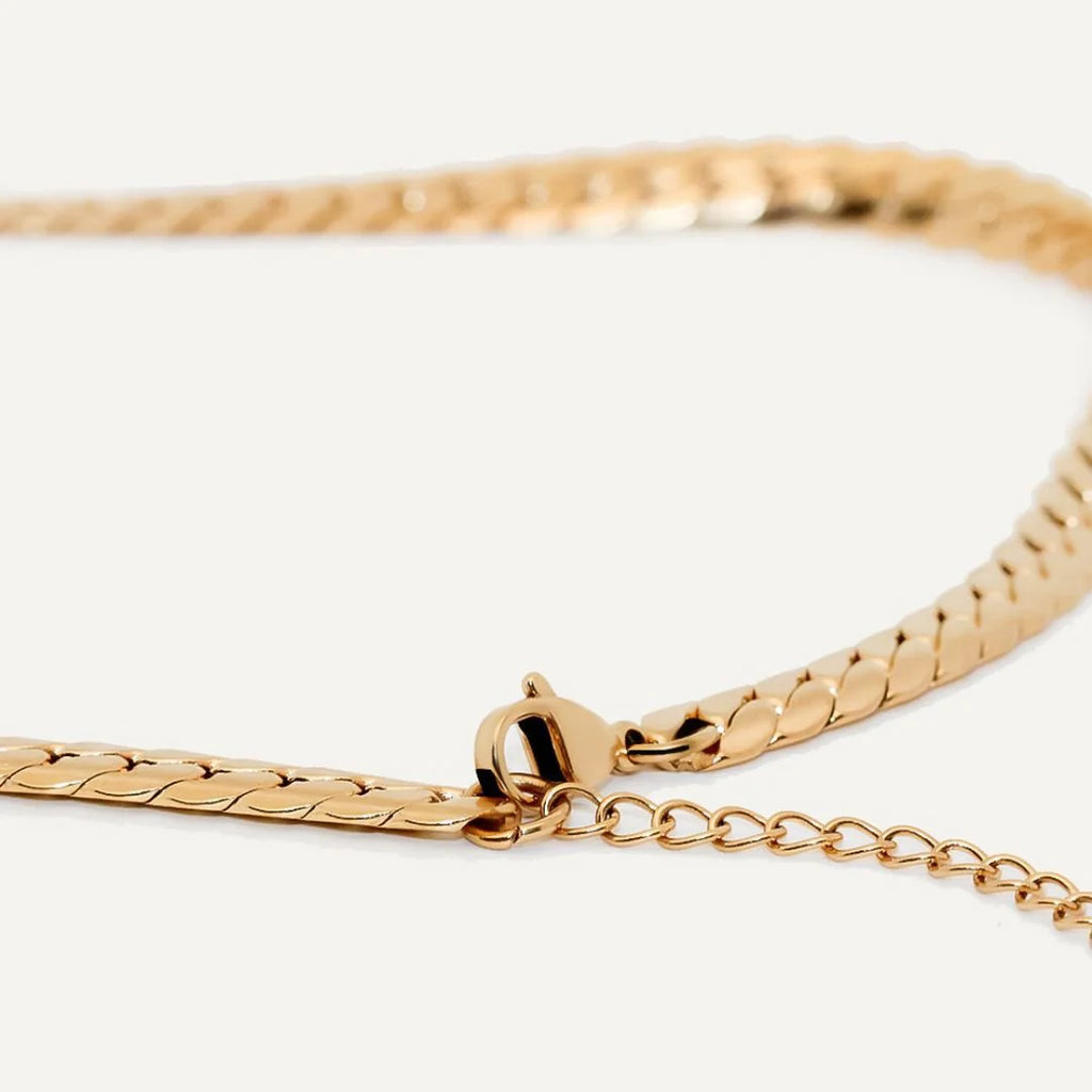 Minimalist Heart Choker Necklace Gold Plated 18K
