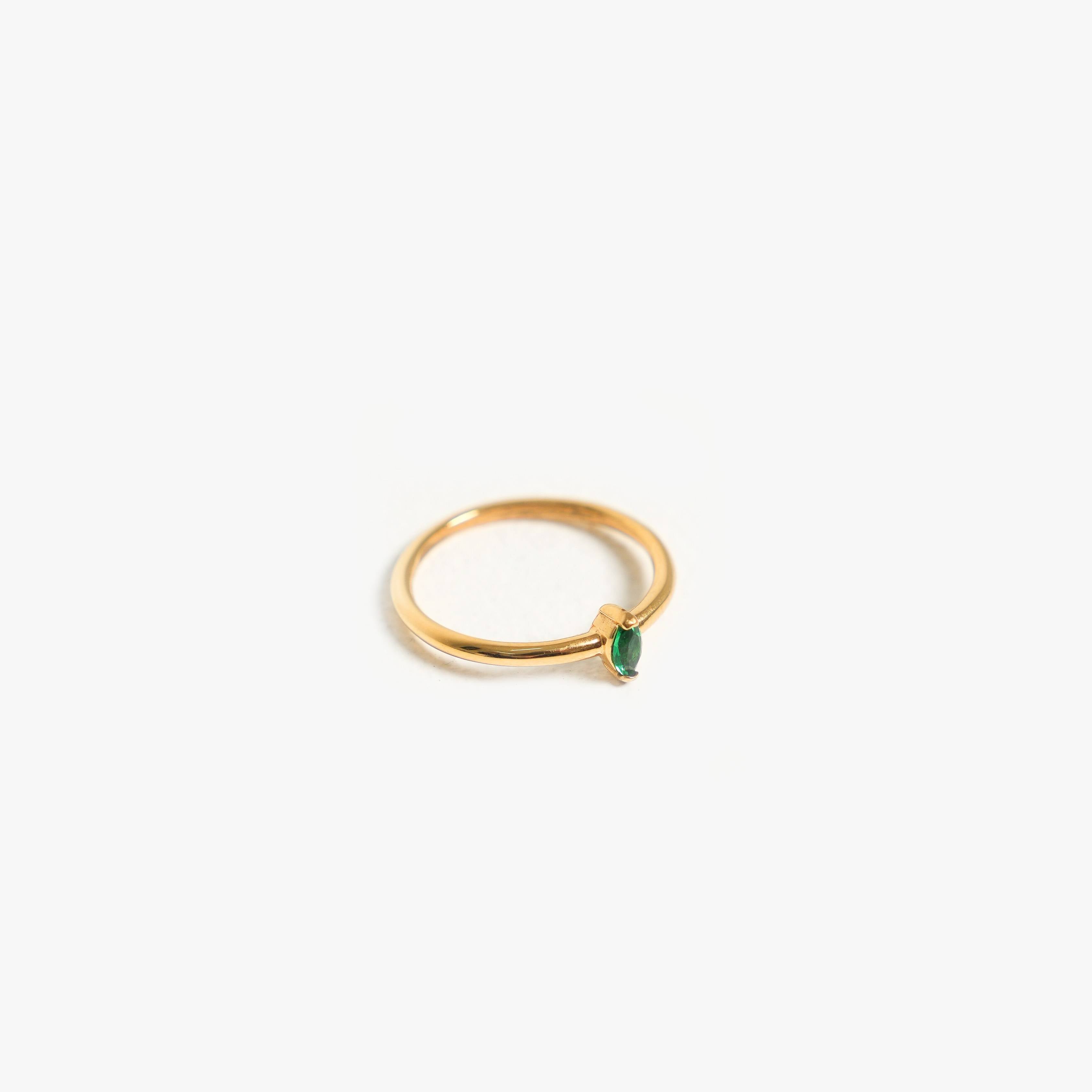18K Gold Plated Dainty Emerald Green Zircon Ring