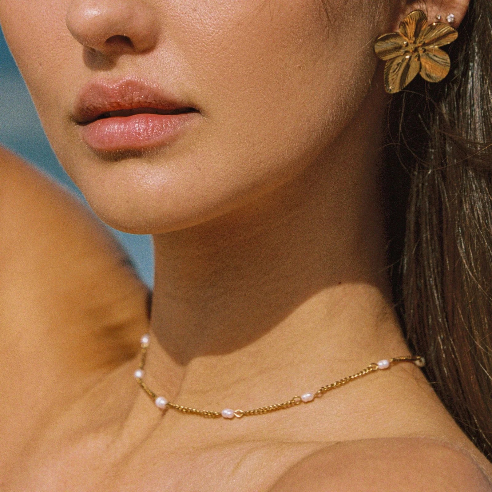 18K Gold Plated Dainty Freshwater Pearl Station Chain Choker