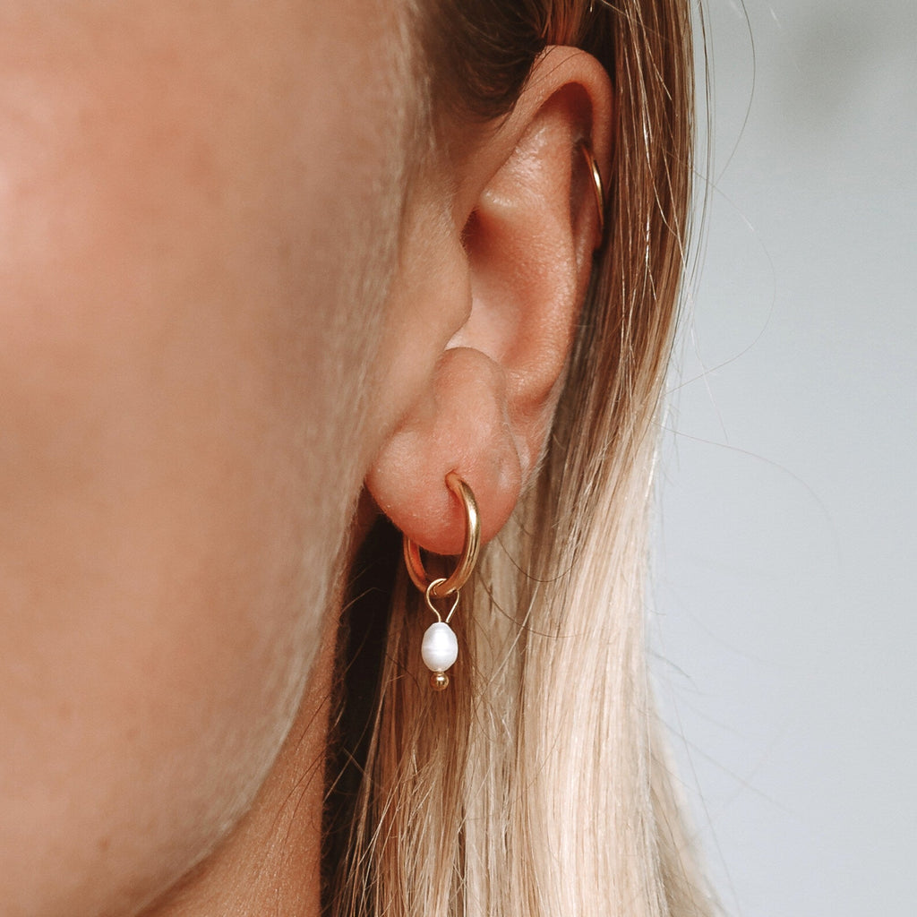 18K Gold Plated Freshwater Pearl Huggie Hoop Earrings