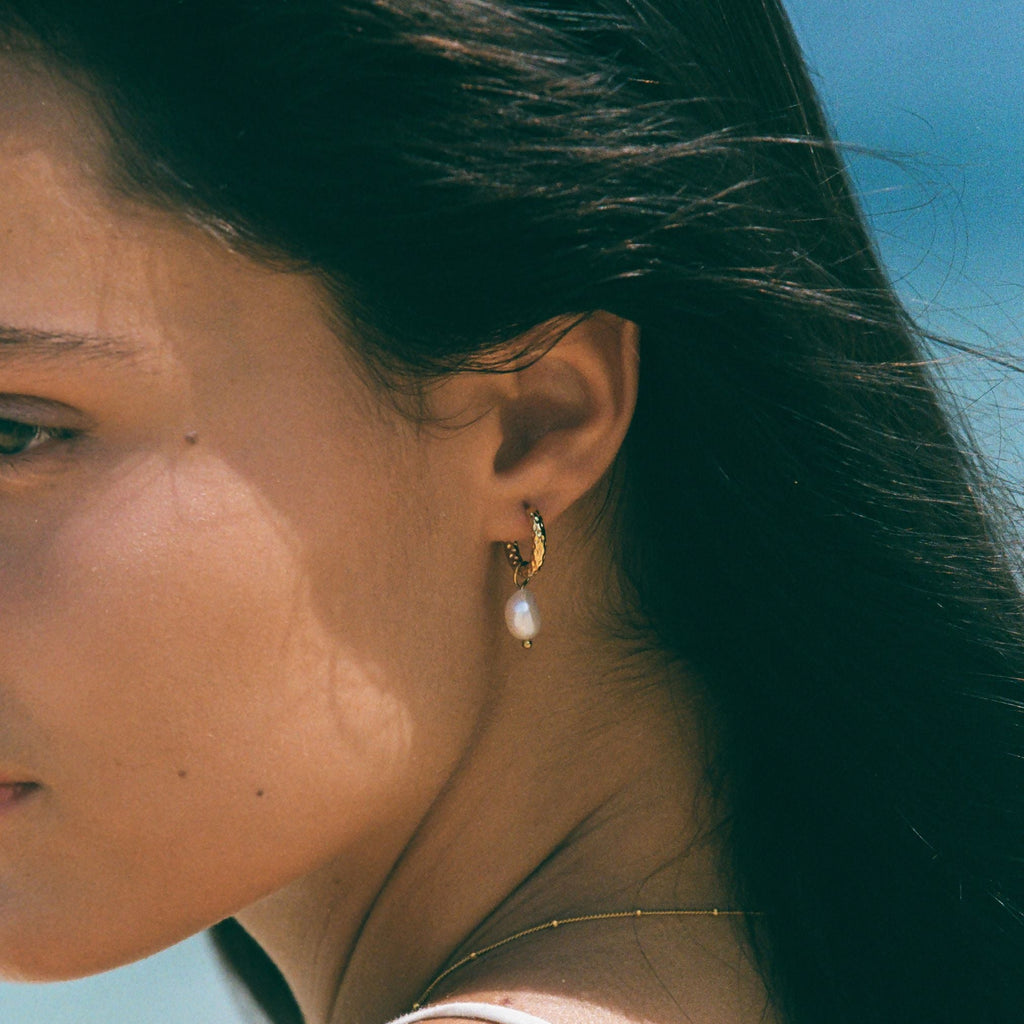 18K Gold Plated Hammered Freshwater Pearl Hoop Earrings