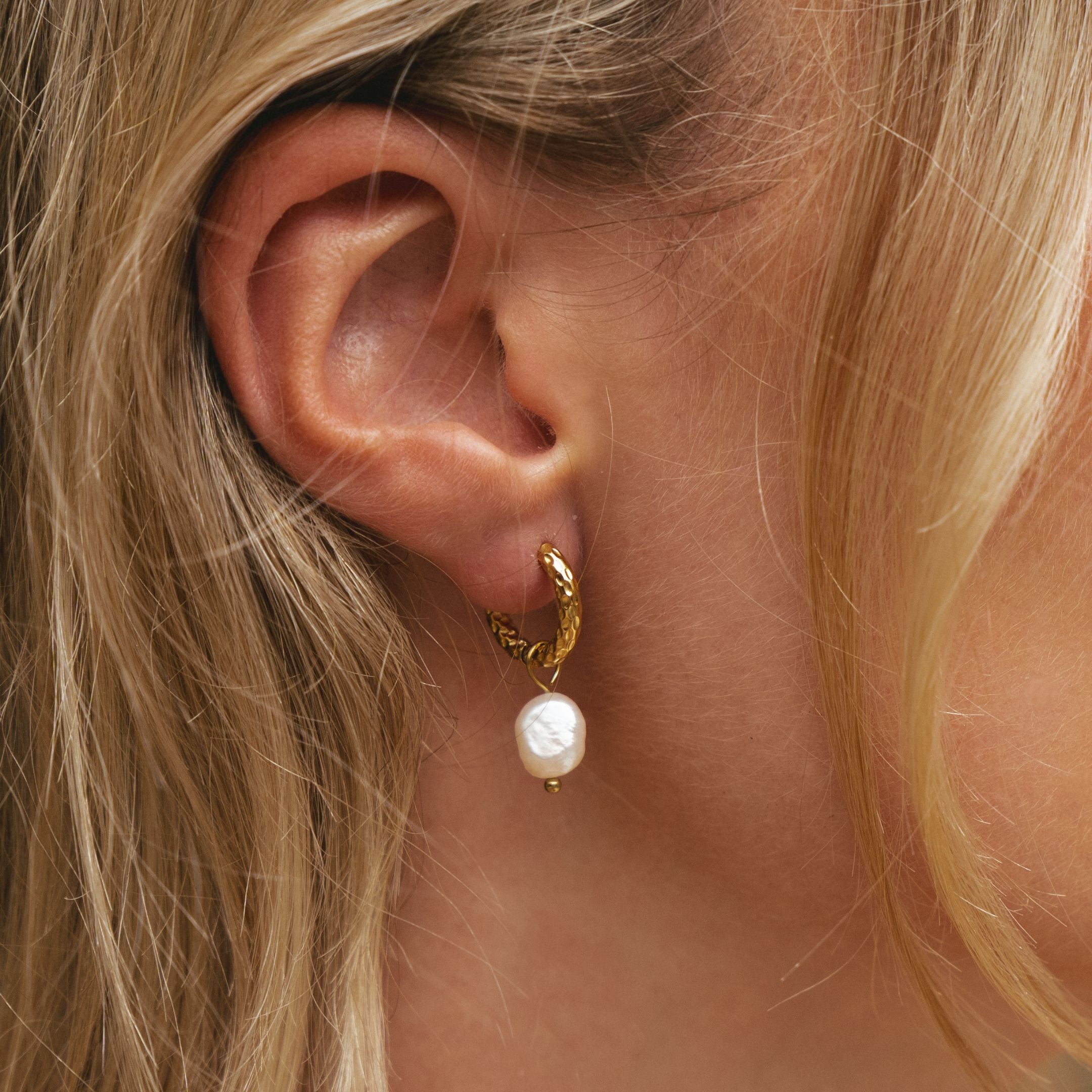 18K Gold Plated Hammered Freshwater Pearl Hoop Earrings